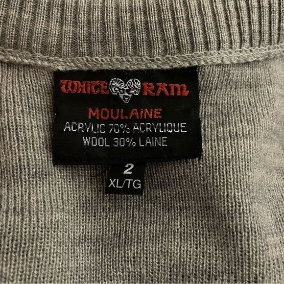 White Ram Moulaine Gray Heathered VNeck Pullover-30% Wool -Size XL - Picture 10 of 10